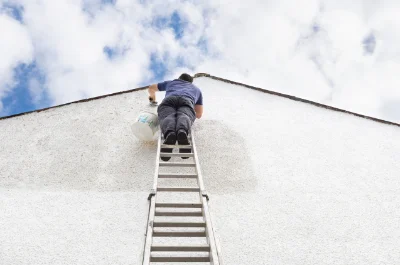 Peinture extérieure à Saint-Gilles-les-Forêts — façades et ravalement